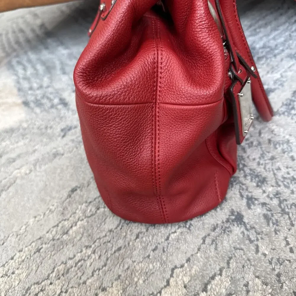 Tignanello red pebbled